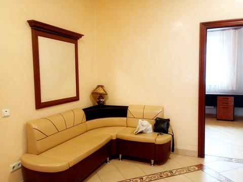 квартира за адресою Військова вул., 2