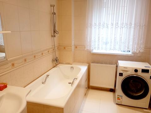 квартира за адресою Військова вул., 2