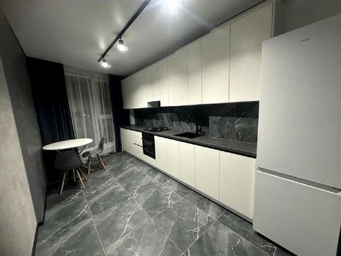 квартира за адресою Залізнична вул., 7В