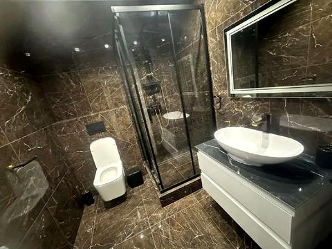 квартира за адресою Залізнична вул., 7В