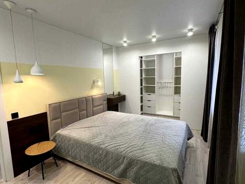 квартира за адресою Степана Бандери вул., 18