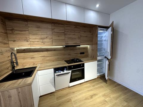 квартира по адресу Свободы ул., 5