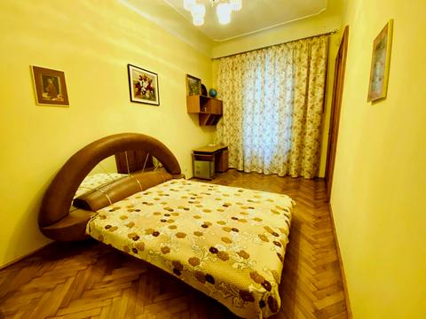 квартира за адресою Львів, Омеляна Поповича вул., 17