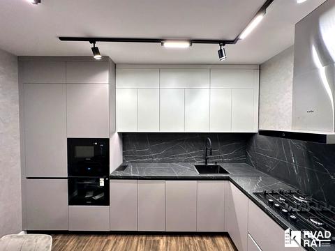 квартира по адресу Юліана Пелеша ул., 3