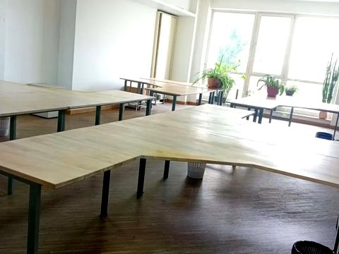 коммерческая по адресу Крутогорный спуск (Рогалёва), 12