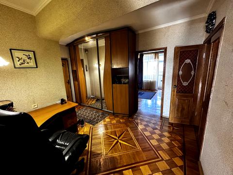 квартира за адресою Авіаційна вул., 1