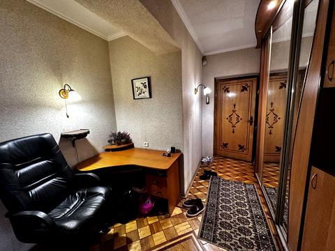 квартира за адресою Авіаційна вул., 1