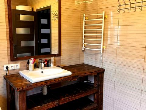 будинок за адресою Ігоря Савченка, 46