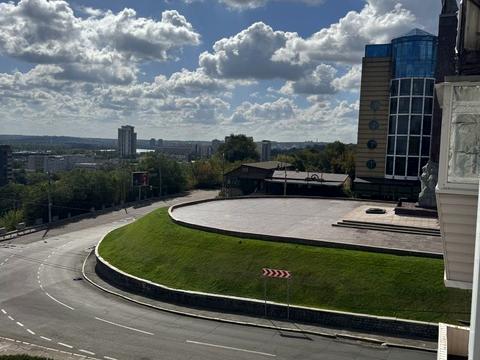 квартира за адресою Дмитра Яворницького просп. (Карла Маркса), 2