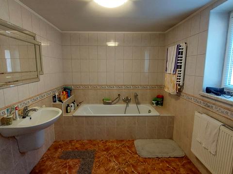 дом по адресу Возрождение Украины ул., 93