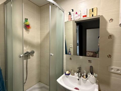 квартира за адресою Осіння вул., 17