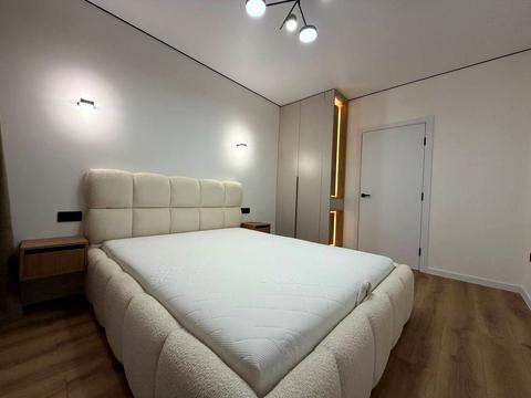 квартира за адресою Августина Волошина вул., (Будинок 2)