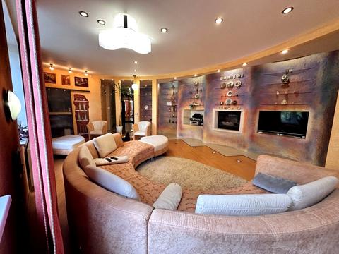 квартира за адресою Олександра Олеся вул., 20