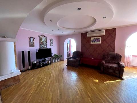 квартира за адресою Південний бульв., 35