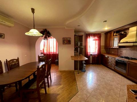 квартира за адресою Південний бульв., 35