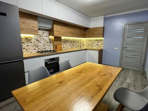 квартира по адресу Александра Довженко ул., 21а