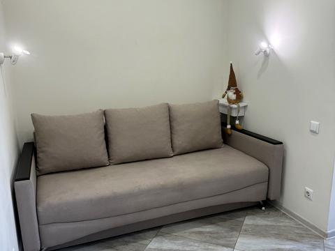 квартира за адресою Братська вул., 12