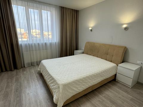 квартира за адресою Братська вул., 12