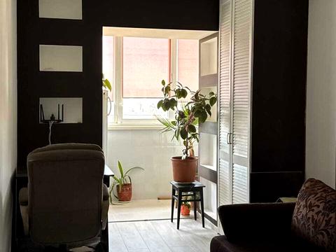 квартира за адресою Панаса Мирного вул., 21