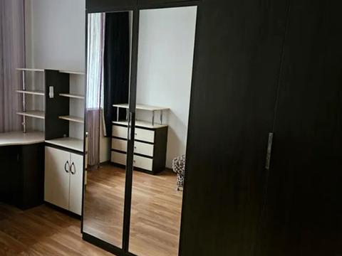 квартира по адресу Петра Батьківського ул., 4