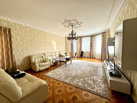 квартира за адресою Одеса, Довженка вул., 6