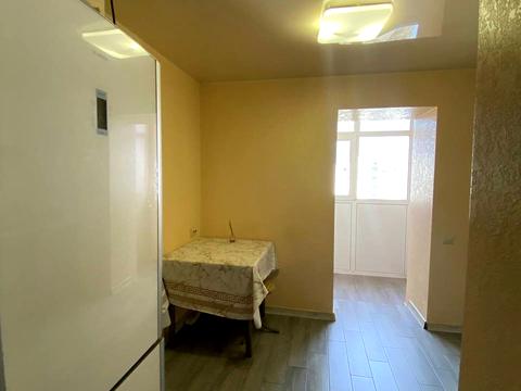 квартира за адресою Василя Симоненка вул., 7а