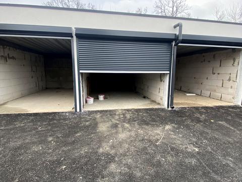 паркомісце за адресою Миколи Сингаївського вул. (Ново-Оскольська), 14