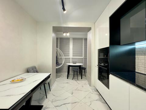 квартира за адресою Кирила Студинського вул., 10