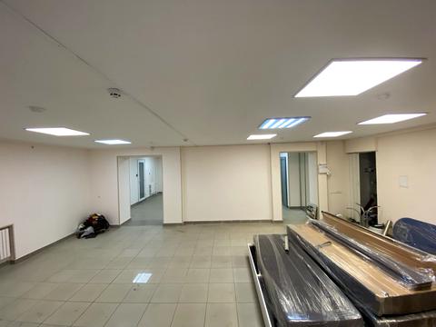 комерційна за адресою Богдана Хмельницького просп. (Героїв Сталінграда), 45