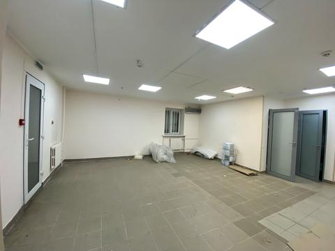 комерційна за адресою Богдана Хмельницького просп. (Героїв Сталінграда), 45