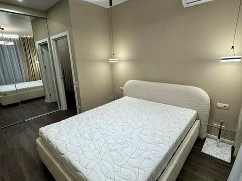 квартира за адресою Набережна Перемоги вул., (Будинок 1)