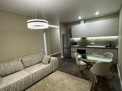 квартира за адресою Набережна Перемоги вул., (Будинок 1)