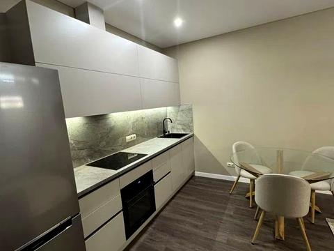 квартира за адресою Набережна Перемоги вул., (Будинок 1)