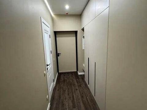 квартира за адресою Набережна Перемоги вул., (Будинок 1)