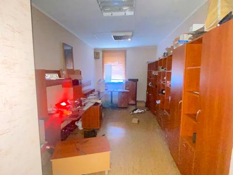 коммерческая по адресу Шкільна, 7