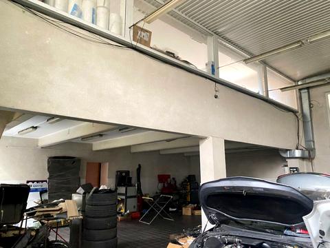 коммерческая по адресу Шкільна, 7