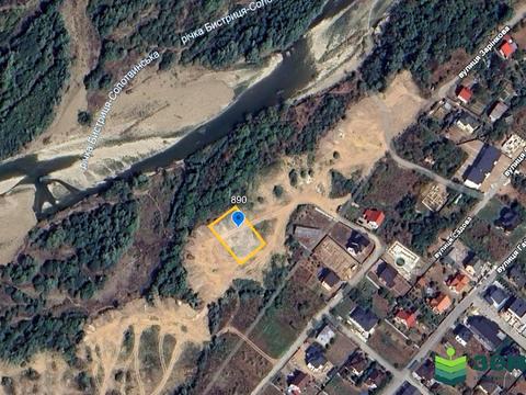 участок по адресу 