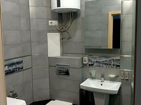 квартира за адресою Героїв Оборони Одеси вул. (Героїв Сталінграду), 24