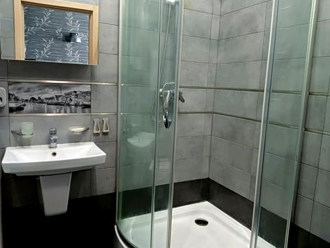 квартира за адресою Героїв Оборони Одеси вул. (Героїв Сталінграду), 24