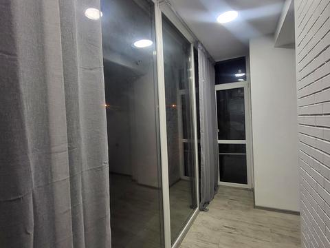 комерційна за адресою Отакара Яроша пров., 12а