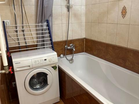 квартира за адресою Одеса, Небесної Сотні просп. (Маршала Жукова), 10-В