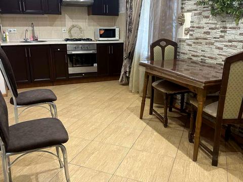 квартира за адресою Одеса, Небесної Сотні просп. (Маршала Жукова), 10-В