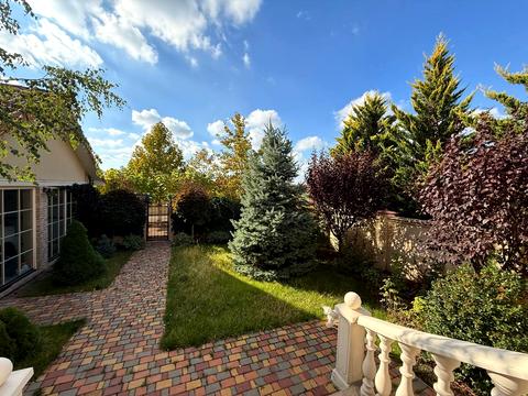 будинок за адресою Лазурна вул.