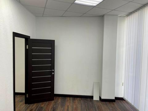 комерційна за адресою Бернардацці вул. (Красних Зір), 2а к2