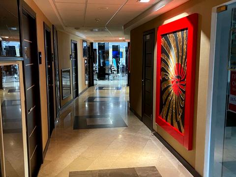 комерційна за адресою Бернардацці вул. (Красних Зір), 2а к2