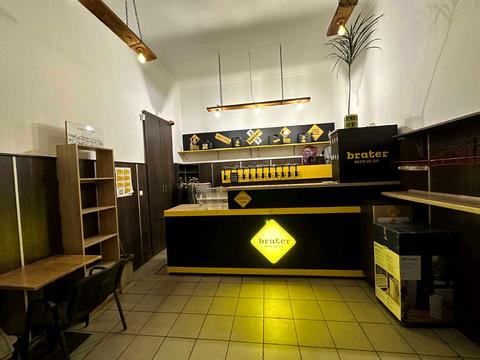 коммерческая по адресу Киевская ул., 20