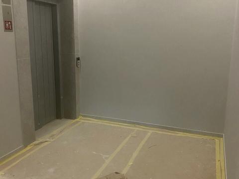 комерційна за адресою Угорська вул., 14к