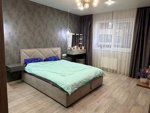 квартира за адресою Олексія Вадатурського вул. (Маршала Малиновського), 18