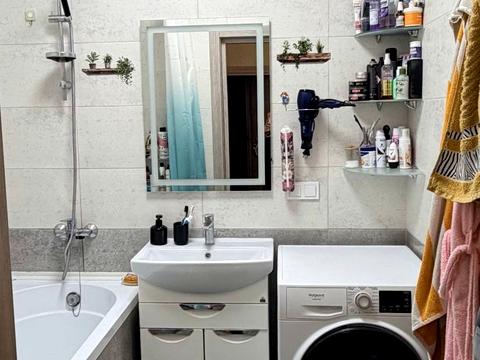 квартира за адресою Олексія Вадатурського вул. (Маршала Малиновського), 18