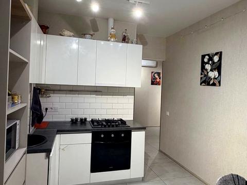 квартира за адресою Олексія Вадатурського вул. (Маршала Малиновського), 18